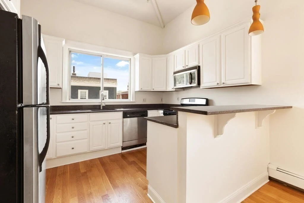 2 bed, 1 bath apartment for rent at 270 E St Unit 3, South Boston — photo 2 of 7