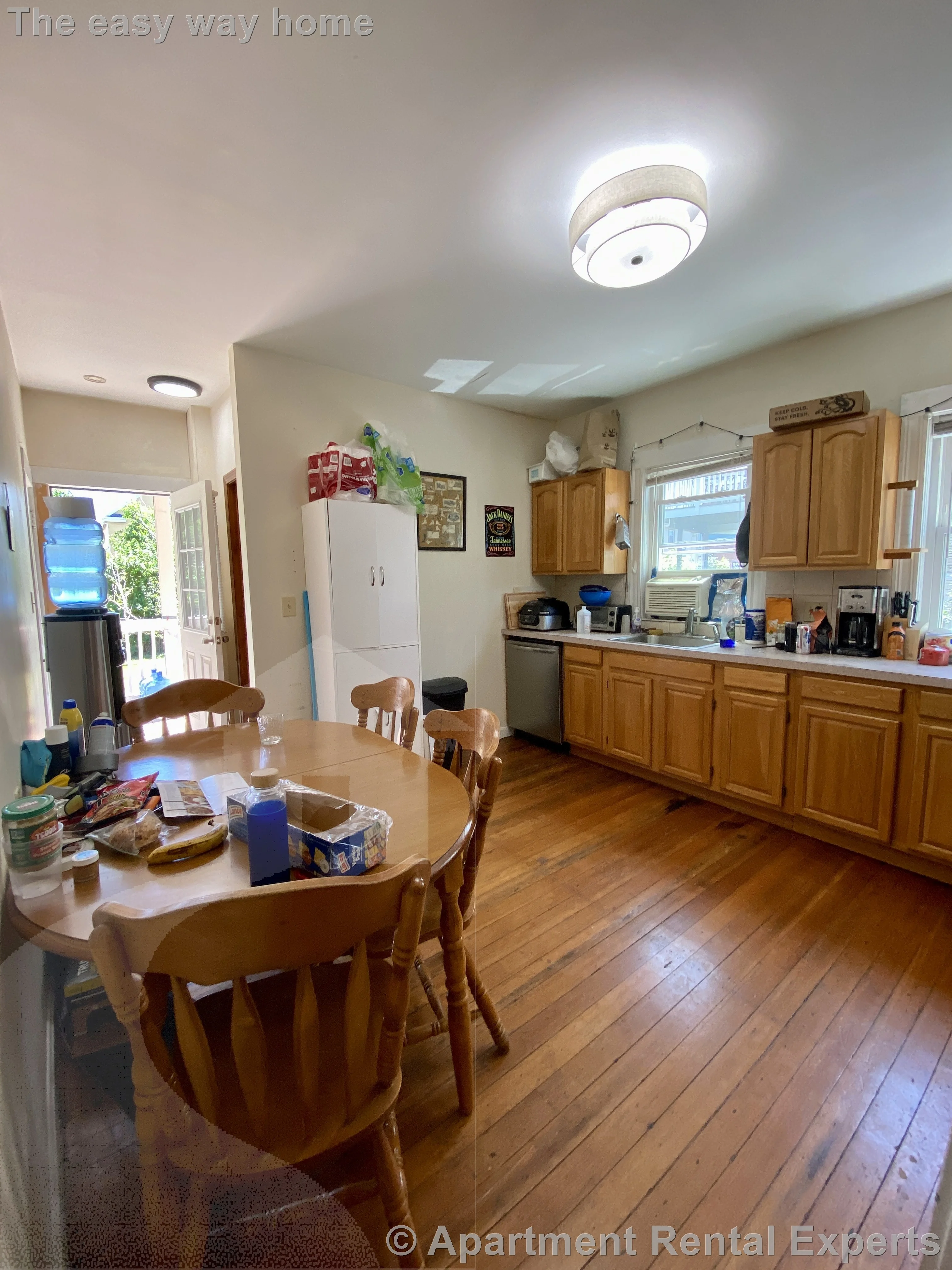 3 bed, 2 bath apartment for rent at 270 Harvard St Unit 1, Tufts — photo 9 of 13