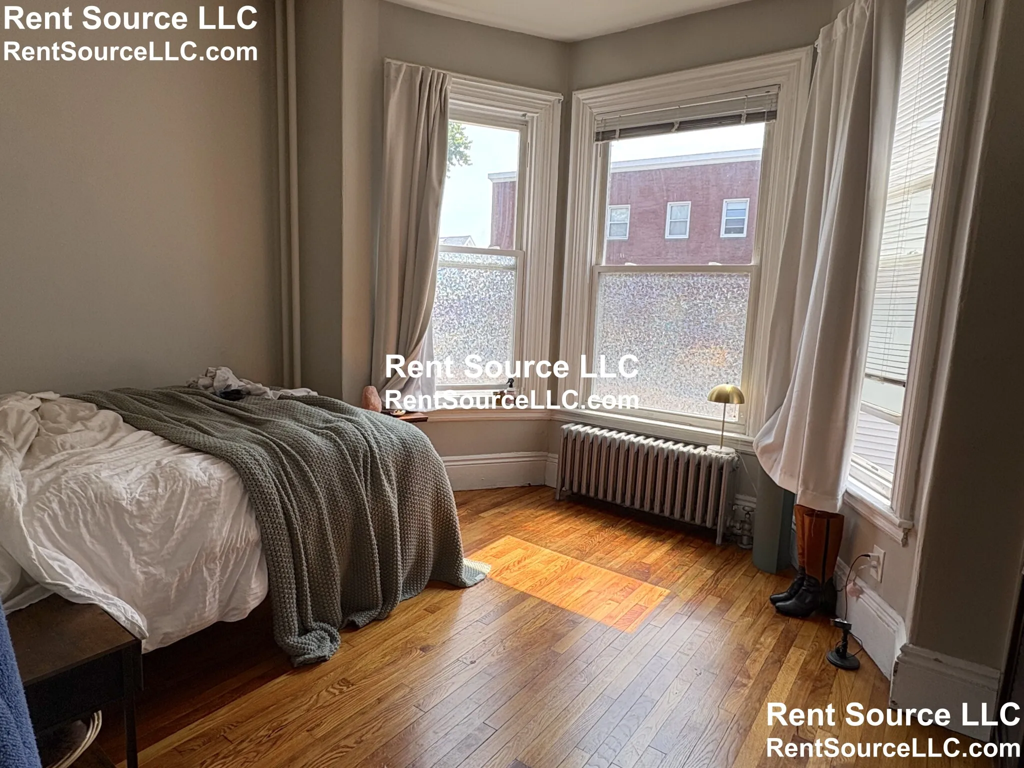 3 bed, 1.5 bath apartment for rent at 270 Highland Ave Unit 1, Powder House Square — photo 7 of 16