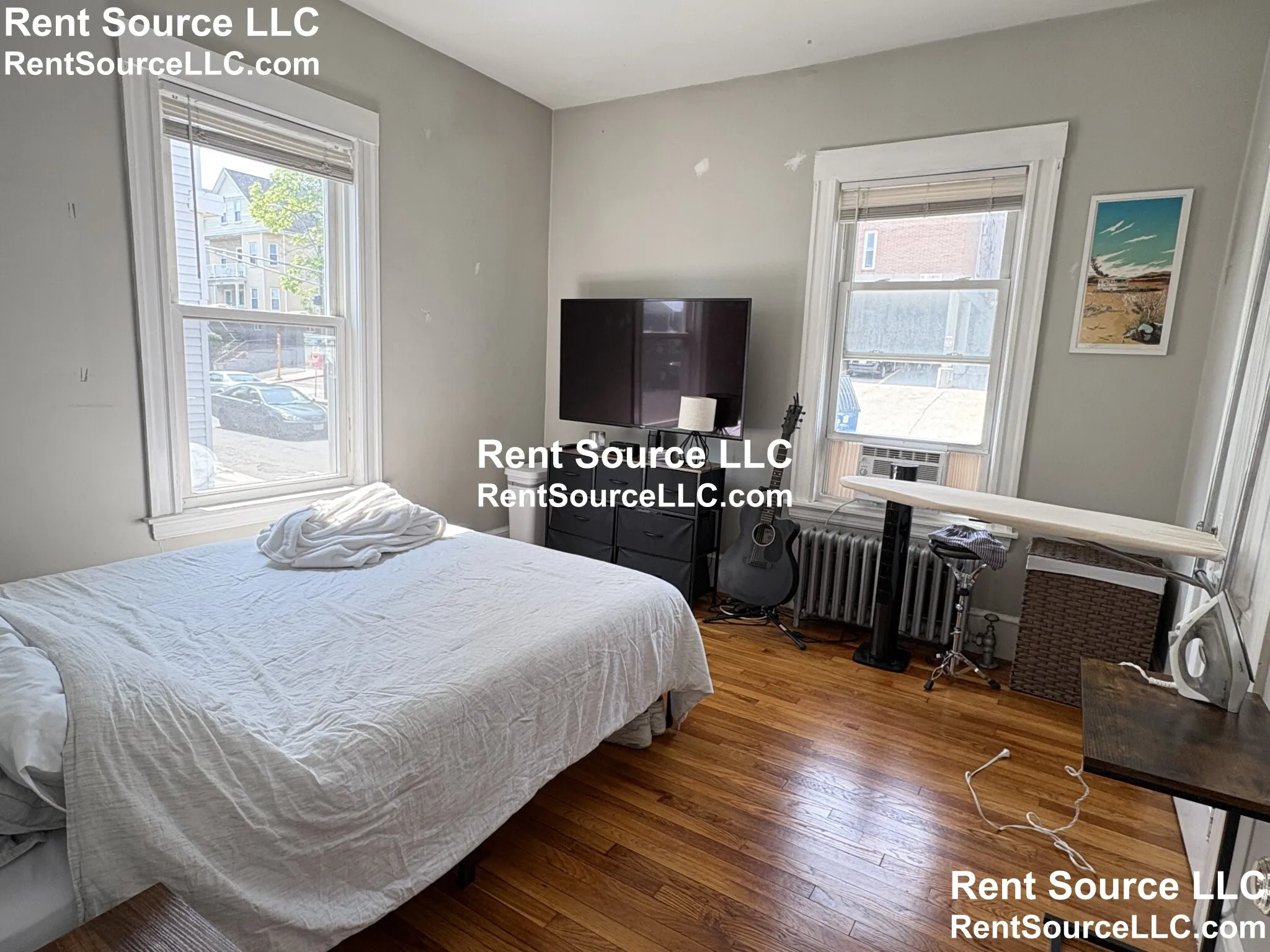 3 bed, 1.5 bath apartment for rent at 270 Highland Ave Unit 1, Powder House Square — photo 3 of 16