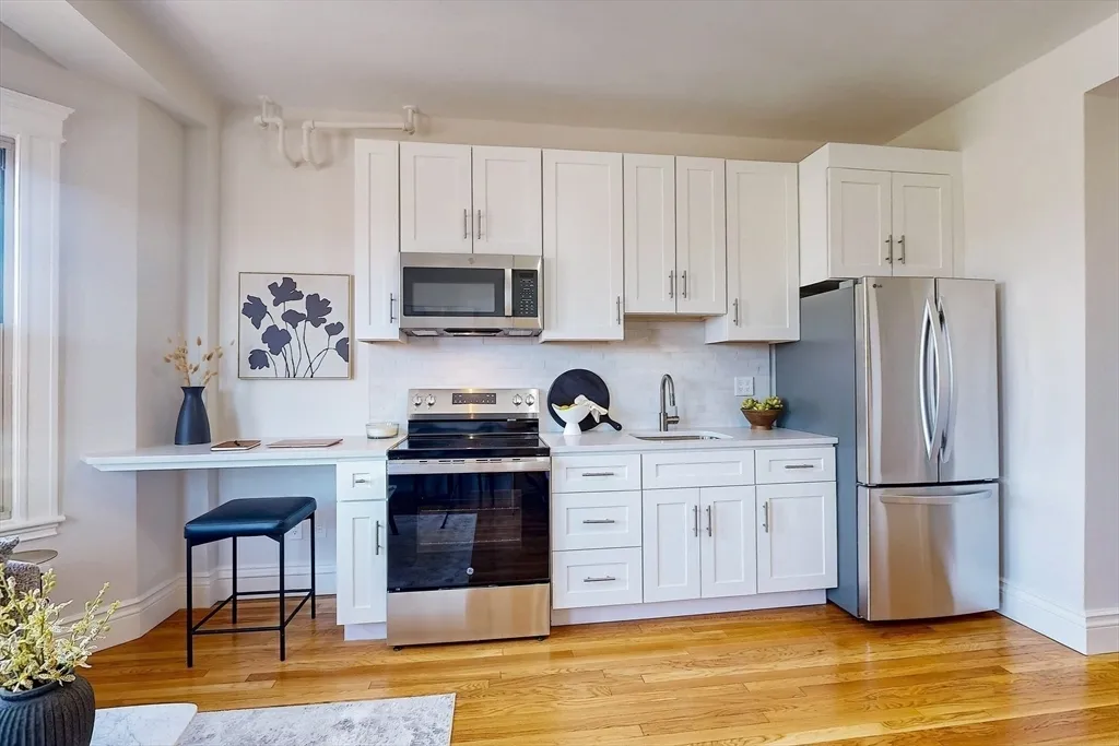 Studio bed, 1 bath apartment for rent at 270 Huntington Ave Unit 508, Hyde Park — photo 3 of 14