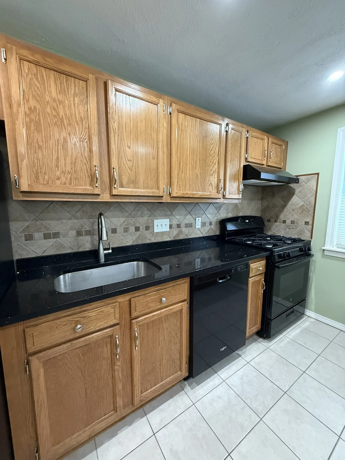 1 bed, 1 bath apartment for rent at 270 Main St Unit 26, North Reading — photo 3 of 24