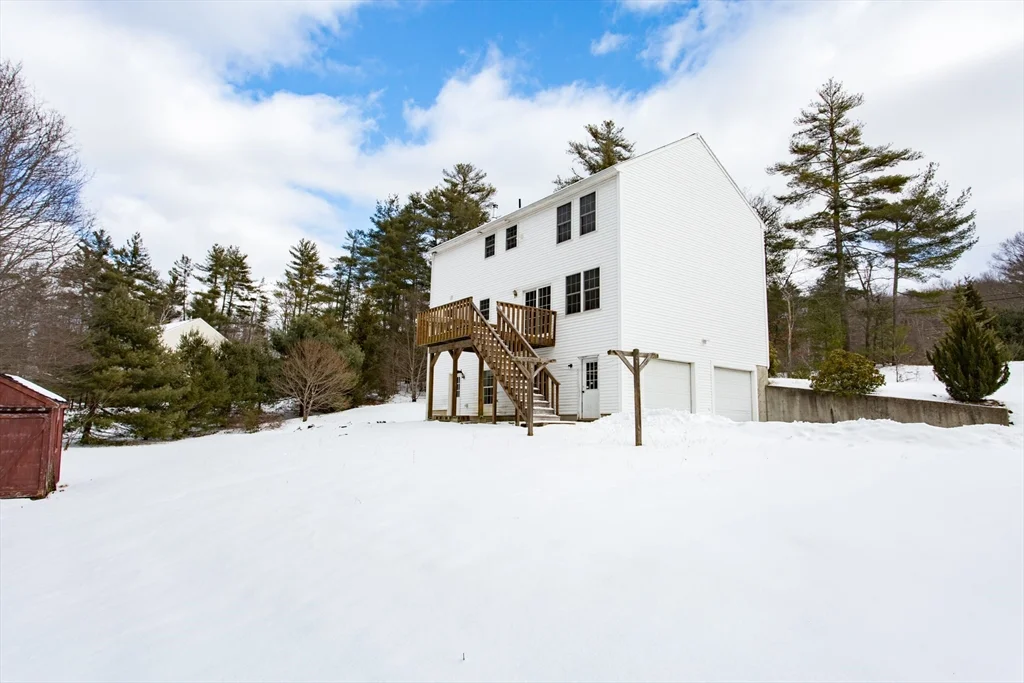3 bed, 2 bath apartment for rent at 270 New Braintree Rd, West Brookfield — photo 6 of 33