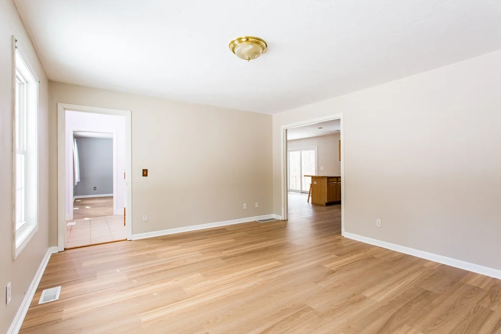 3 bed, 2 bath apartment for rent at 270 New Braintree Rd, West Brookfield — photo 18 of 33