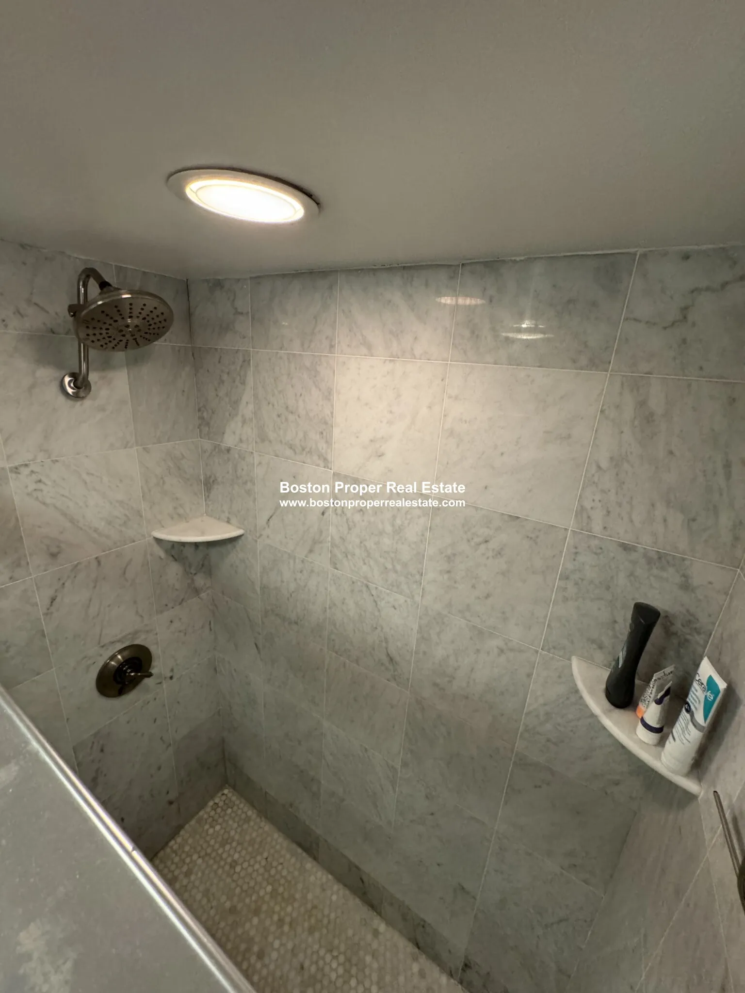 1 bed, 1 bath apartment for rent at 270 Newbury St Unit 11, Back Bay — photo 5 of 11