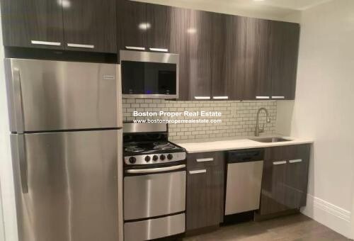 Studio bed, 1 bath apartment for rent at 270 Newbury St Unit 6a, Back Bay — photo 2 of 9