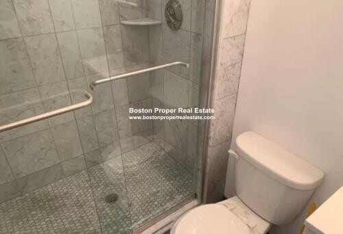 Studio bed, 1 bath apartment for rent at 270 Newbury St Unit 6a, Back Bay — photo 5 of 9