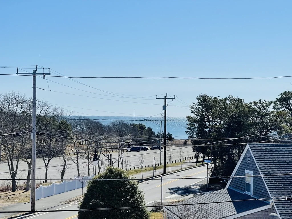 2 bed, 1 bath apartment for rent at 270 Ocean Ave Unit 8 -YEARLY-, Hyannis — photo 2 of 25