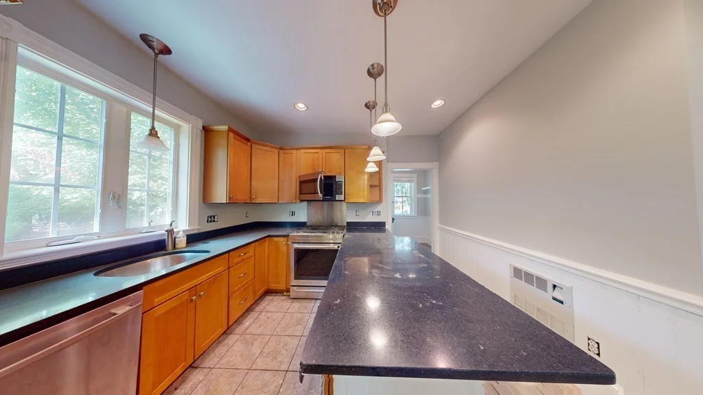 4 bed, 1 bath apartment for rent at 270 Poplar St, Roslindale