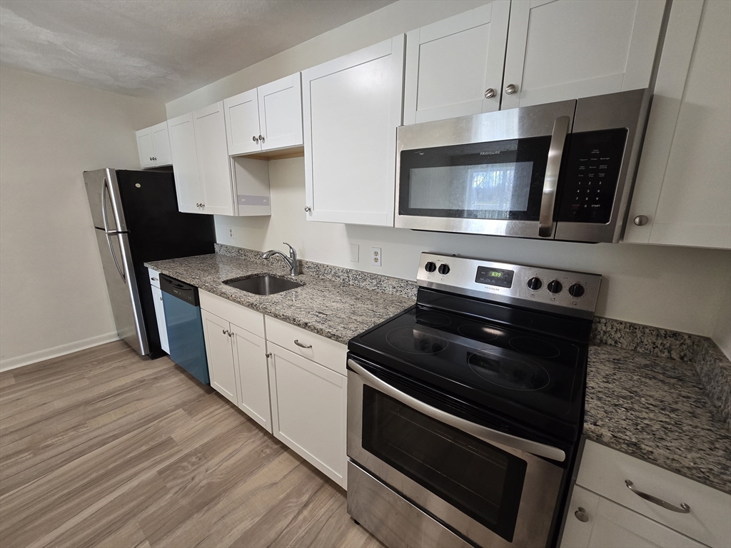 2 bed, 1 bath apartment for rent at 270 Quarry St Unit 41, Quincy — photo 6 of 22