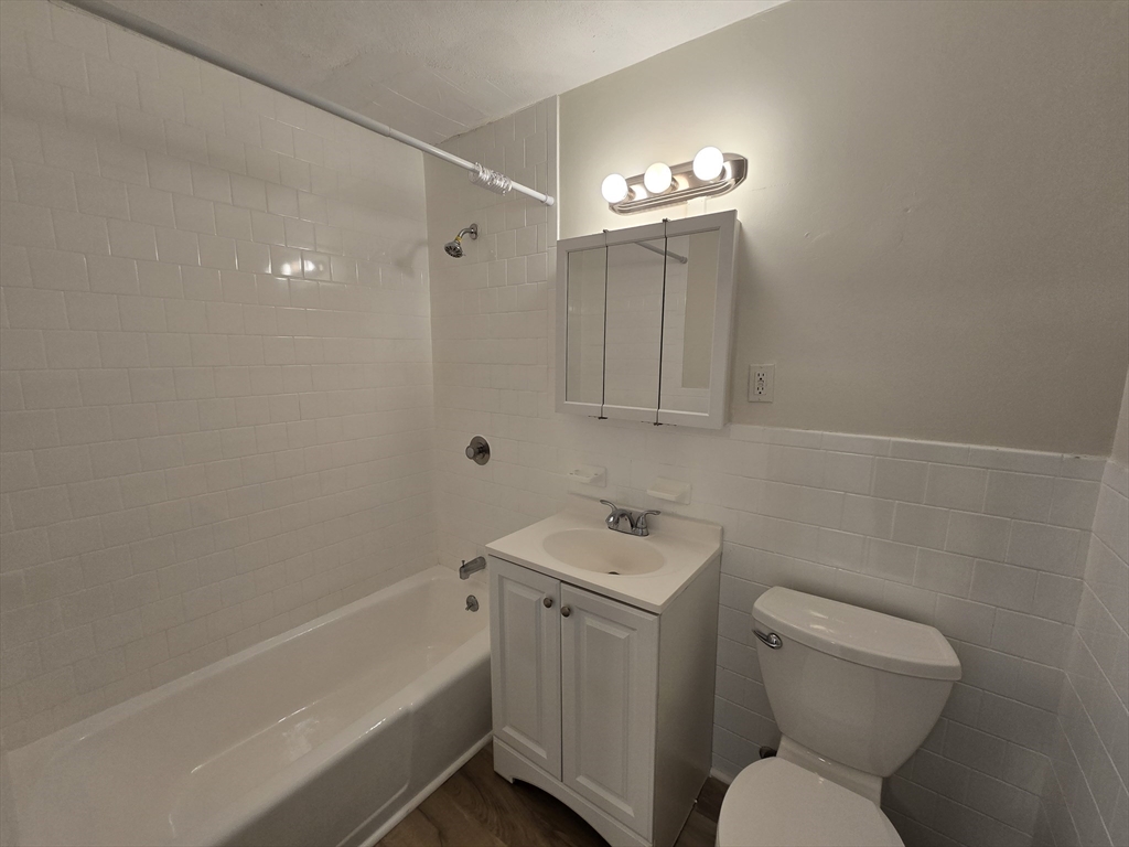 2 bed, 1 bath apartment for rent at 270 Quarry St Unit 41, Quincy — photo 17 of 22