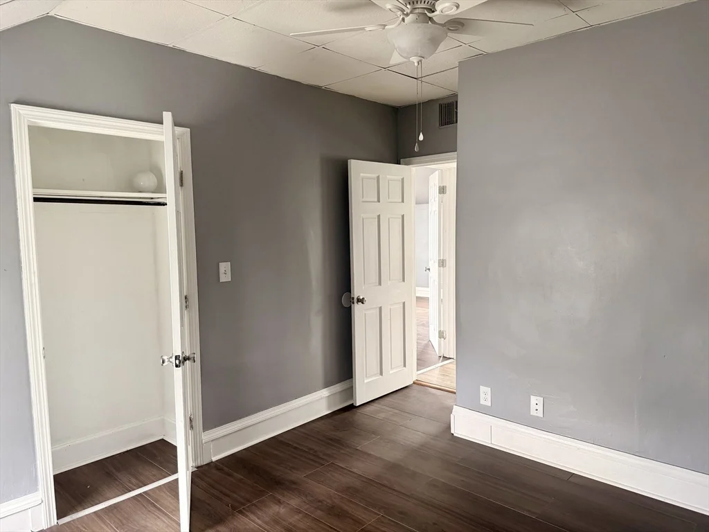 4 bed, 1 bath apartment for rent at 270 Stetson St Unit 3, Fall River — photo 4 of 9
