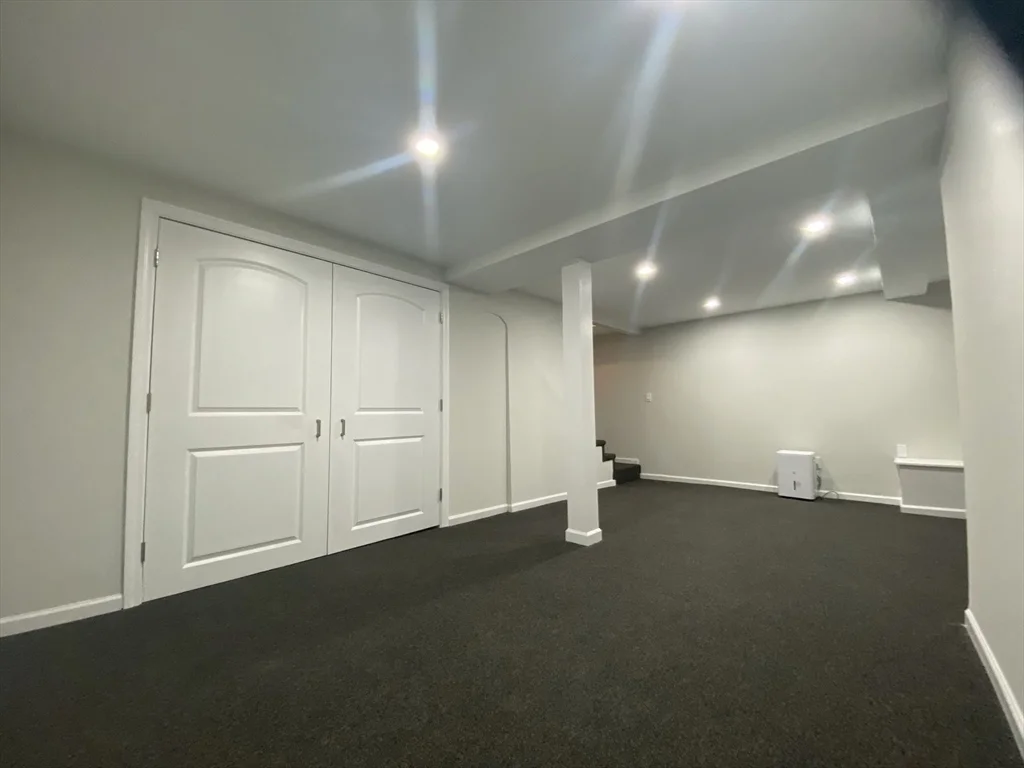 2 bed, 1 bath apartment for rent at 270 Sunderland Unit 11, Worcester — photo 18 of 40