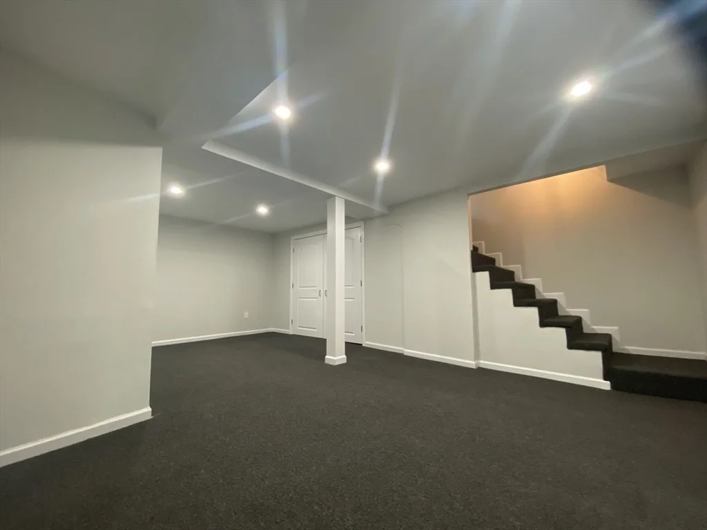 2 bed, 1 bath apartment for rent at 270 Sunderland Unit 11, Worcester — photo 16 of 40