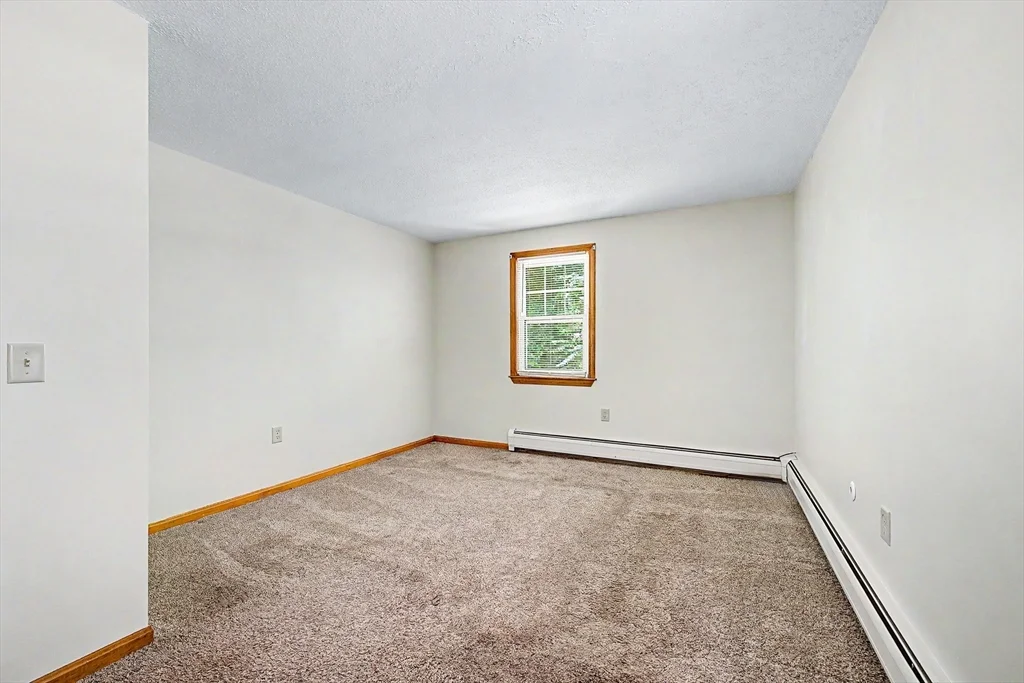 3 bed, 1 bath apartment for rent at 270 Wood St, Hopkinton — photo 18 of 25
