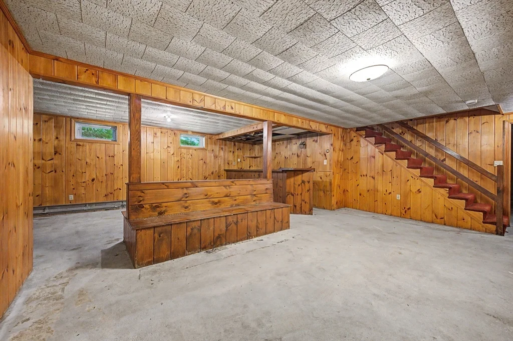 3 bed, 1 bath apartment for rent at 270 Wood St, Hopkinton — photo 21 of 25