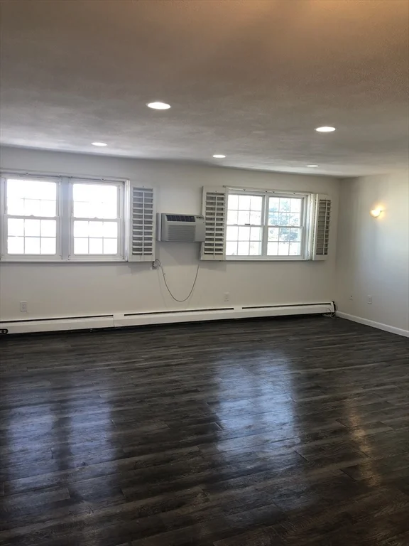 2 bed, 1 bath apartment for rent at 271 Boston Post Road E Unit 4, Marlborough — photo 2 of 15