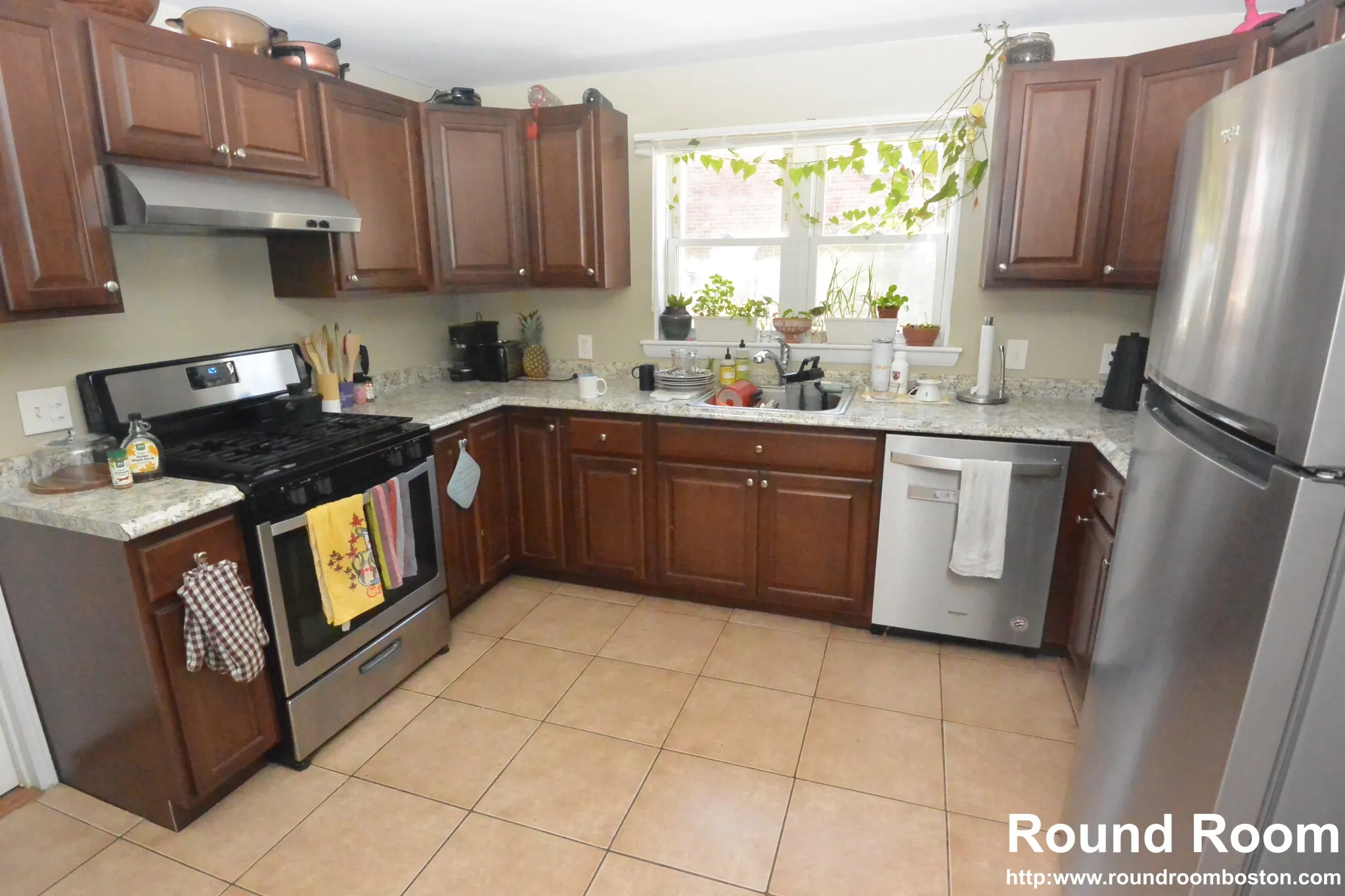 4 bed, 2 bath apartment for rent at 271 Corey Rd Unit 0, Brighton — photo 12 of 37