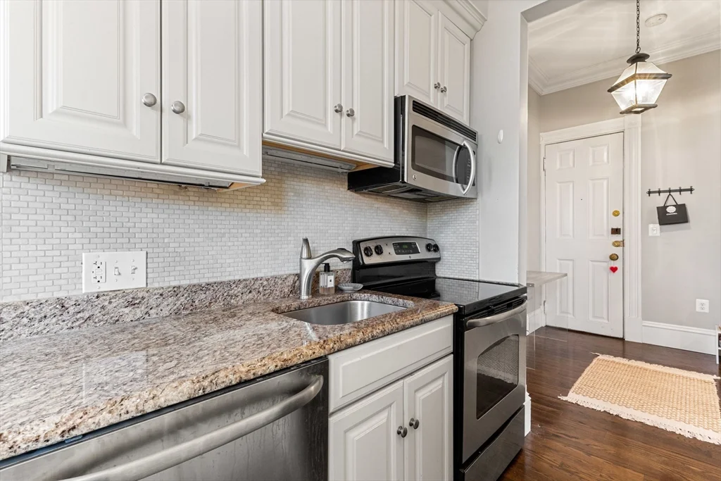 1 bed, 1 bath apartment for rent at 271 Dartmouth St Unit 2I, Back Bay — photo 8 of 20