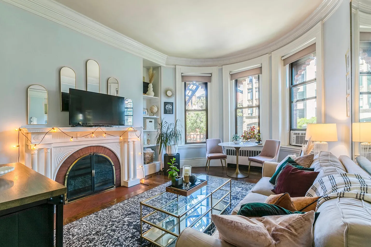 1 bed, 1 bath apartment for rent at 271 Dartmouth St Unit 2M, Back Bay — photo 3 of 15