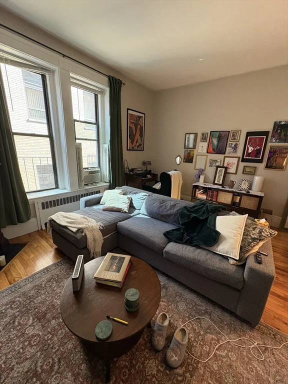 1 bed, 1 bath apartment for rent at 271 Dartmouth St Unit 3D, Back Bay
