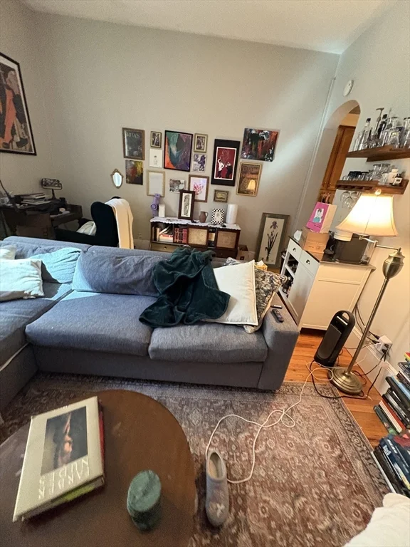 1 bed, 1 bath apartment for rent at 271 Dartmouth St Unit 3D, Back Bay — photo 2 of 22