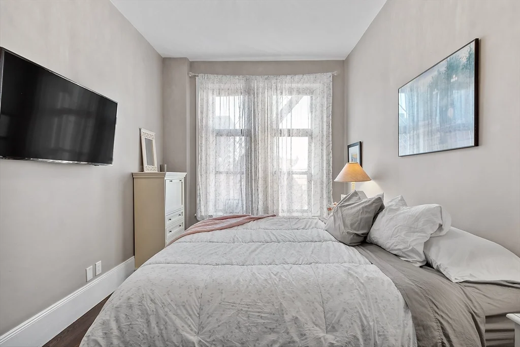 1 bed, 1 bath apartment for rent at 271 Dartmouth St Unit 4H, Back Bay — photo 17 of 40