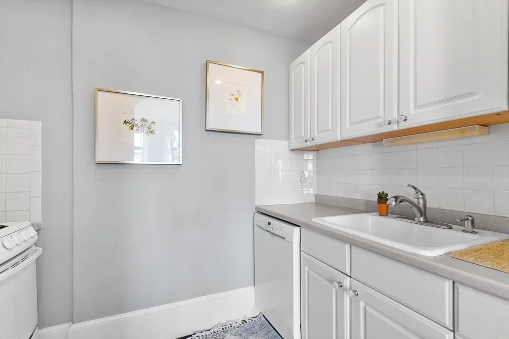 1 bed, 1 bath apartment for rent at 271 Dartmouth St Unit 4H, Back Bay — photo 13 of 40