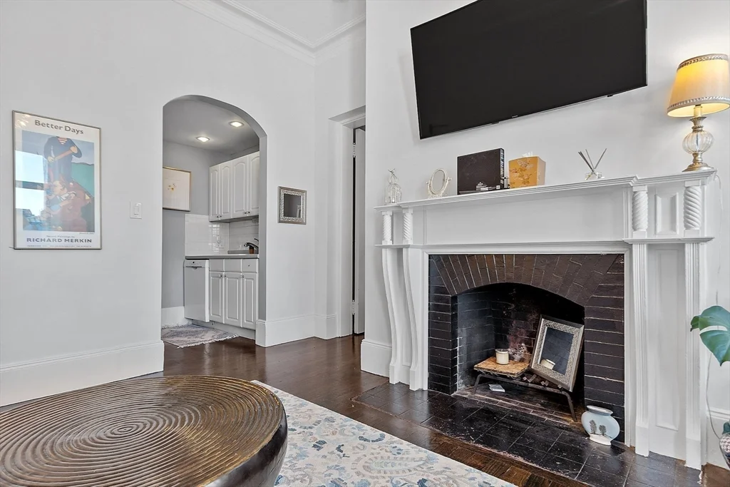 1 bed, 1 bath apartment for rent at 271 Dartmouth St Unit 4H, Back Bay — photo 8 of 40
