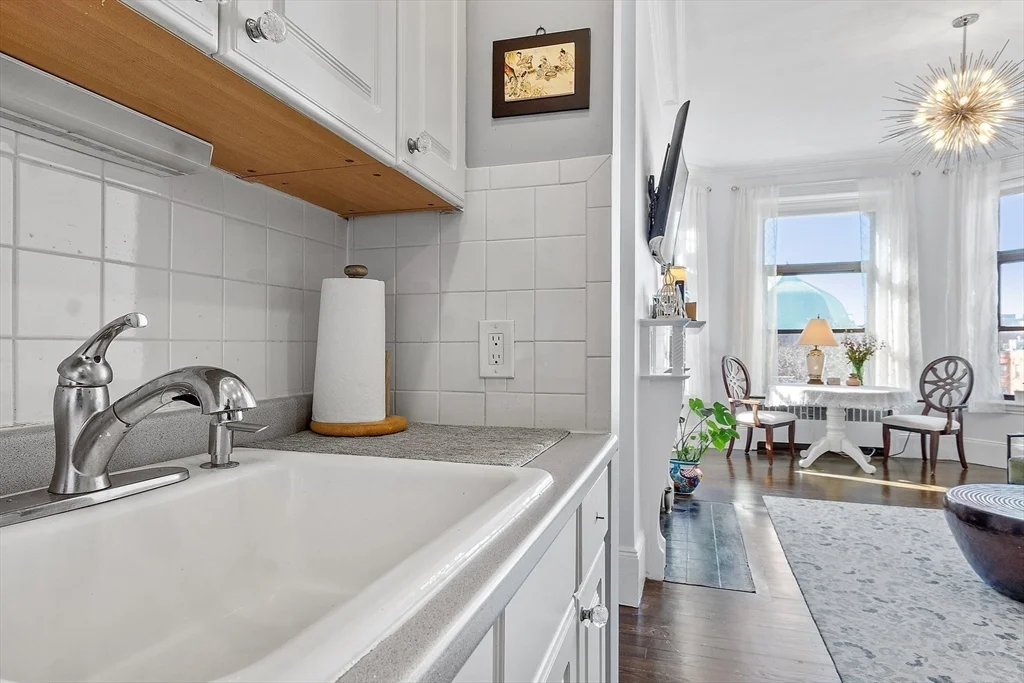 1 bed, 1 bath apartment for rent at 271 Dartmouth St Unit 4H, Back Bay — photo 9 of 40