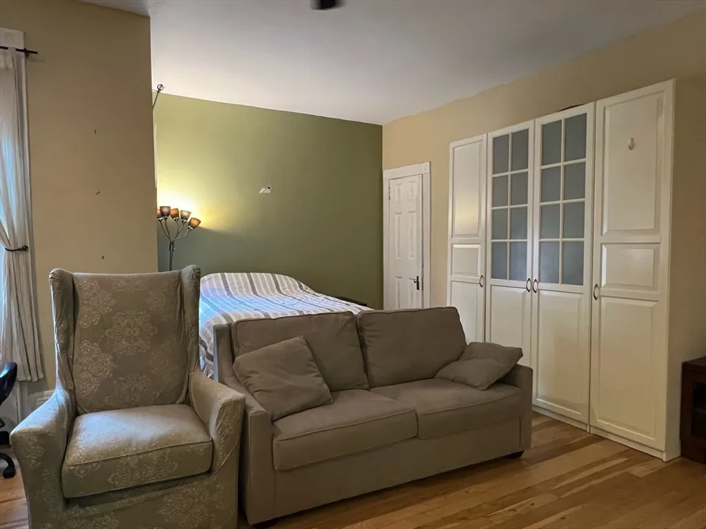Studio bed, 1 bath apartment for rent at 271 Dartmouth St Unit 6B, Back Bay — photo 5 of 18