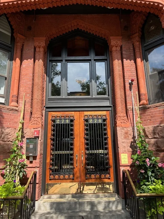 Studio bed, 1 bath apartment for rent at 271 Dartmouth St Unit 6B, Back Bay — photo 13 of 18