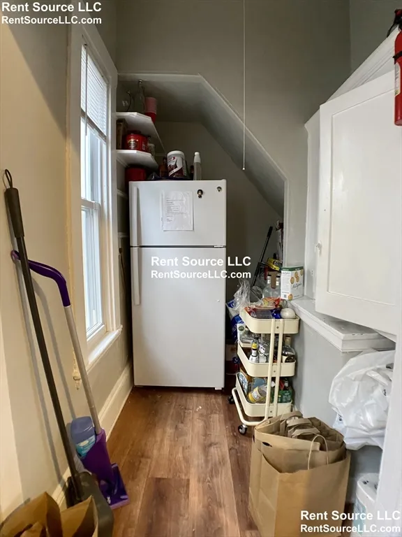 3 bed, 1.5 bath apartment for rent at 271 Highland Ave Unit 1, Powder House Square — photo 14 of 14