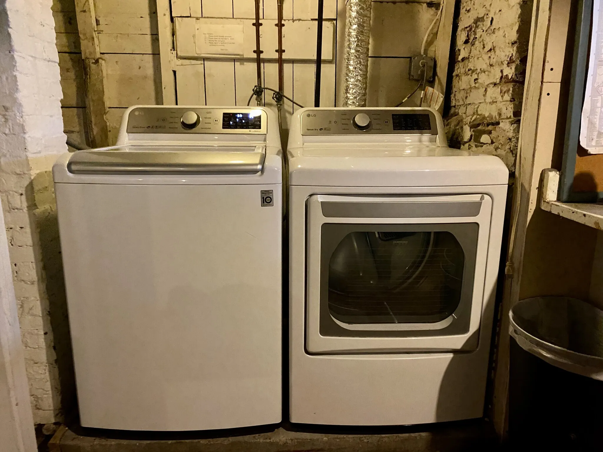 3 bed, 1 bath apartment for rent at 271 Highland Ave Unit 2, Powder House Square — photo 11 of 13