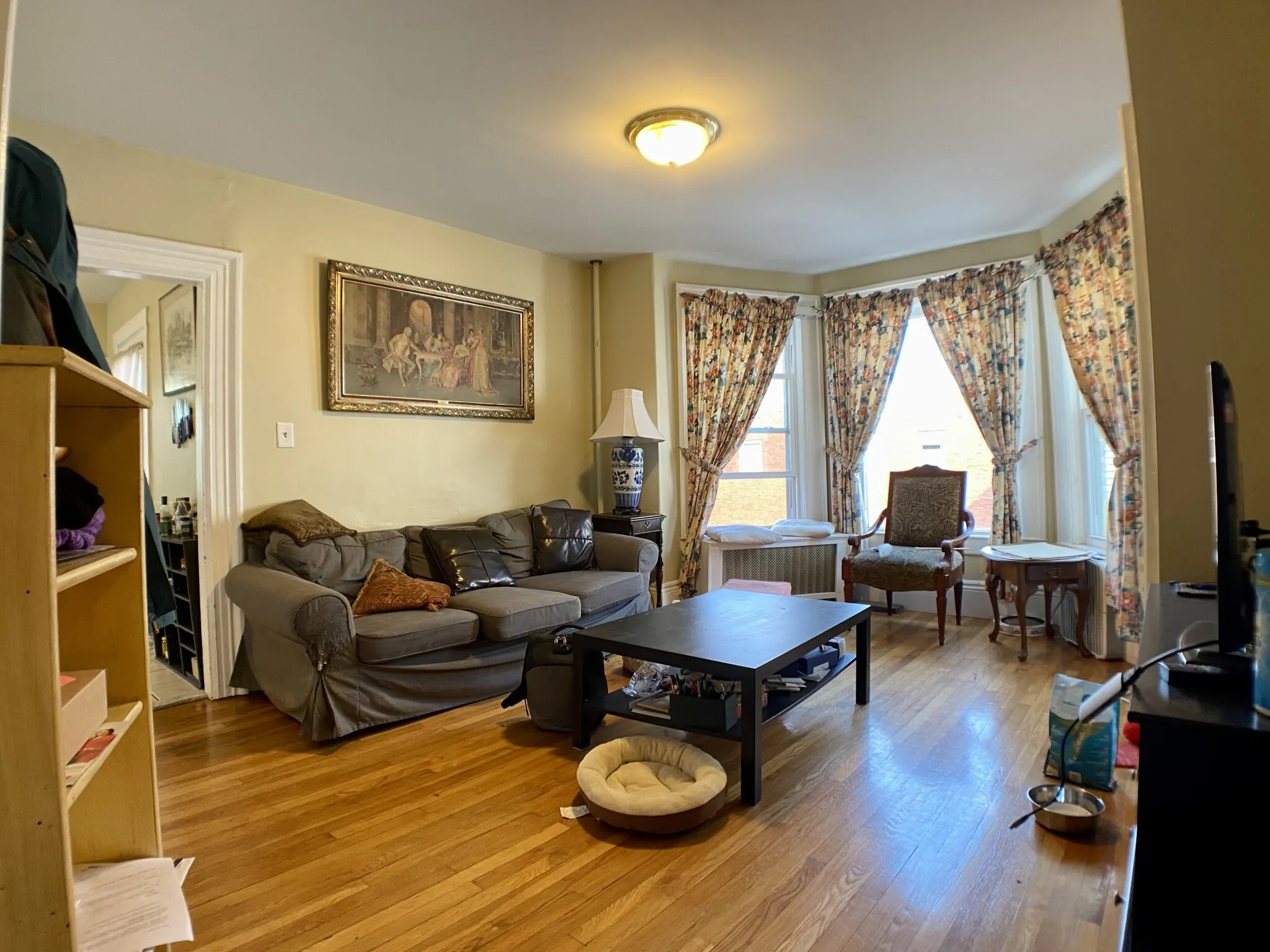 3 bed, 1 bath apartment for rent at 271 Highland Ave Unit 2, Powder House Square — photo 7 of 13