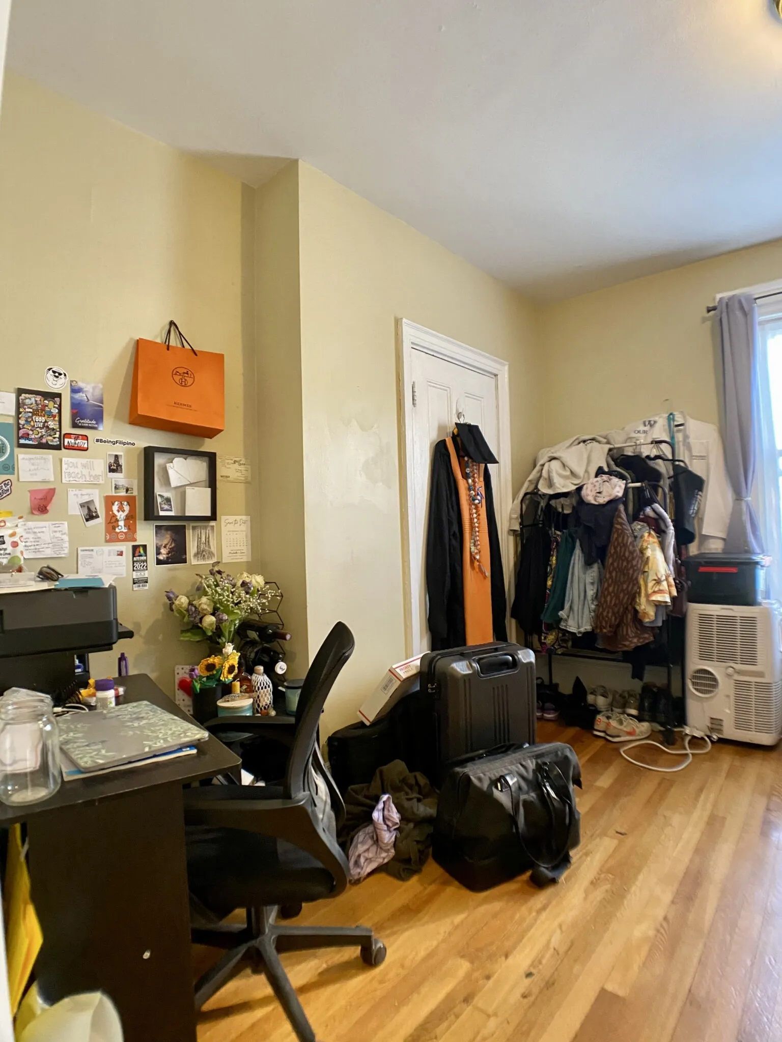 3 bed, 1 bath apartment for rent at 271 Highland Ave Unit 2, Powder House Square — photo 4 of 13
