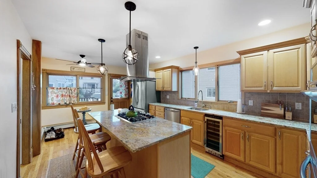 4 bed, 2 bath apartment for rent at 271 River Rd Unit 271, Winthrop — photo 1 of 19