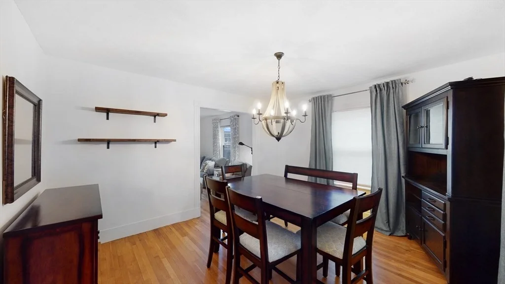 4 bed, 2 bath apartment for rent at 271 River Rd Unit 271, Winthrop — photo 6 of 19