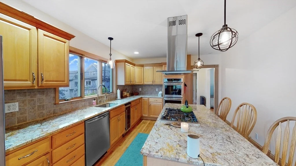 4 bed, 2 bath apartment for rent at 271 River Rd Unit 271, Winthrop — photo 2 of 19
