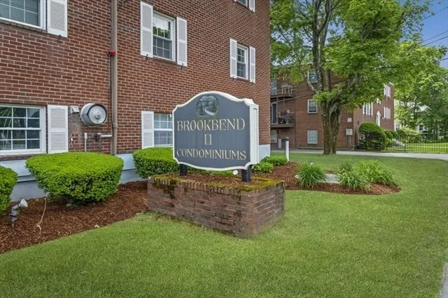 2 bed, 1 bath apartment for rent at 272 Albion St Unit 23, Wakefield — photo 1 of 12