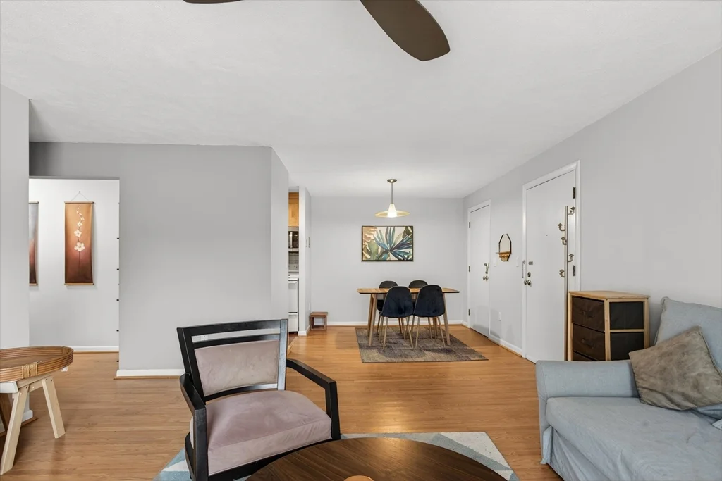 2 bed, 1 bath apartment for rent at 272 Albion St Unit 23, Wakefield — photo 3 of 12