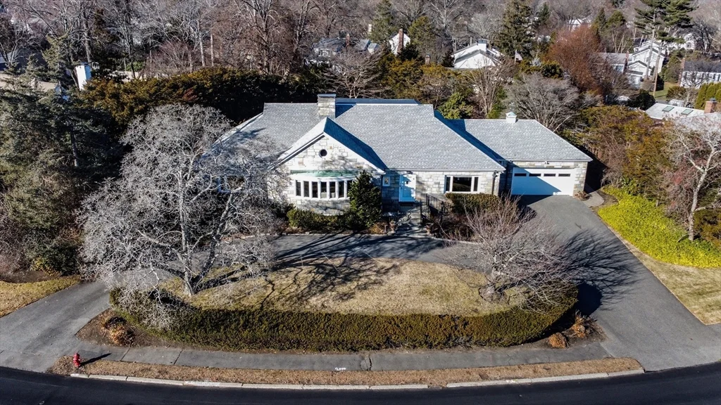 5 bed, 4+ bath apartment for rent at 272 Atlantic Ave, Swampscott — photo 27 of 28