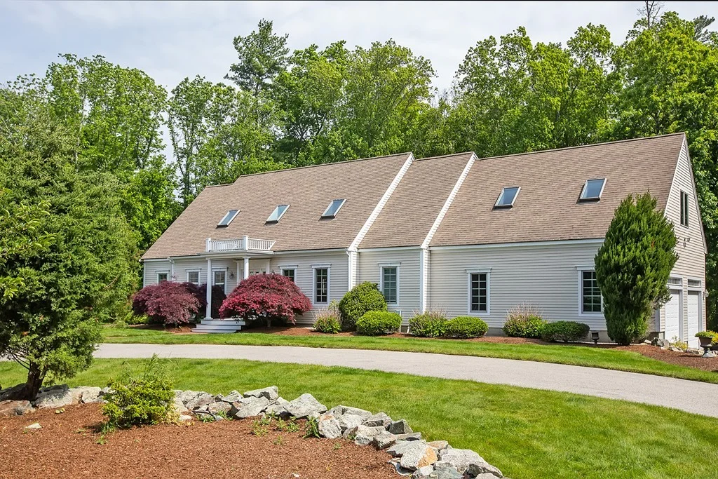 4 bed, 3 bath apartment for rent at 272 Beechwood St, Cohasset — photo 27 of 33
