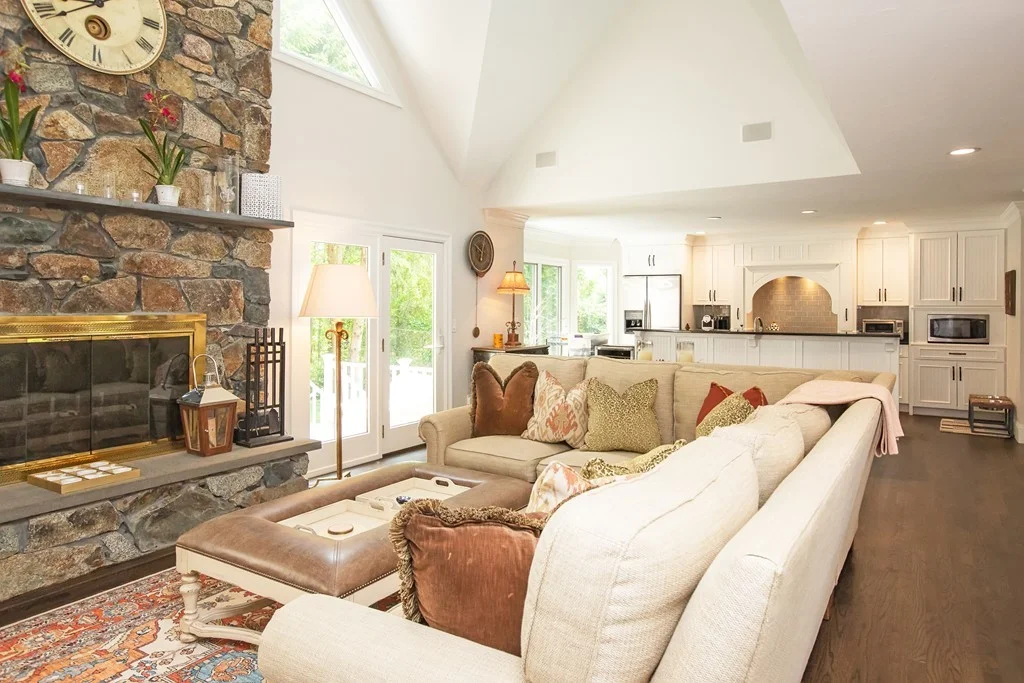 4 bed, 3 bath apartment for rent at 272 Beechwood St, Cohasset — photo 6 of 33