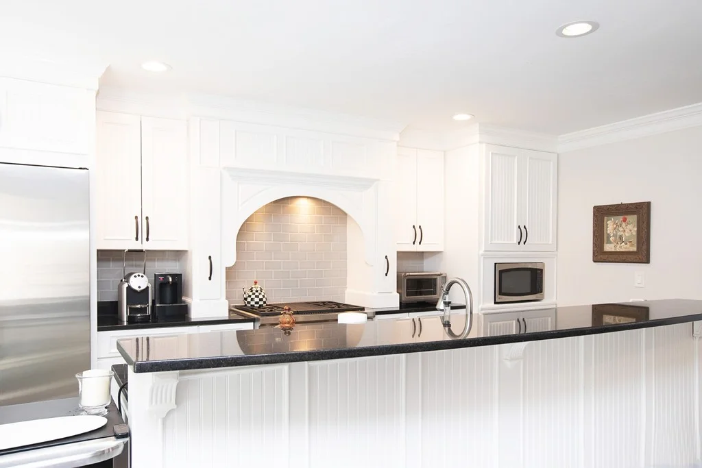 4 bed, 3 bath apartment for rent at 272 Beechwood St, Cohasset — photo 2 of 33