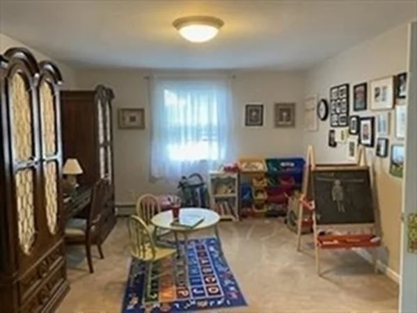 3 bed, 2 bath apartment for rent at 272 Brook St Unit 0, Nobscot — photo 24 of 33