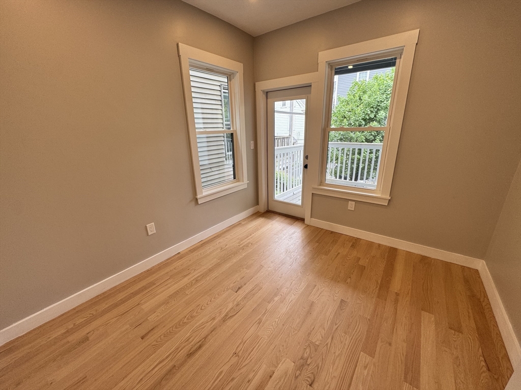 3 bed, 2 bath apartment for rent at 272 E Cottage St Unit 2, Dorchester — photo 5 of 11