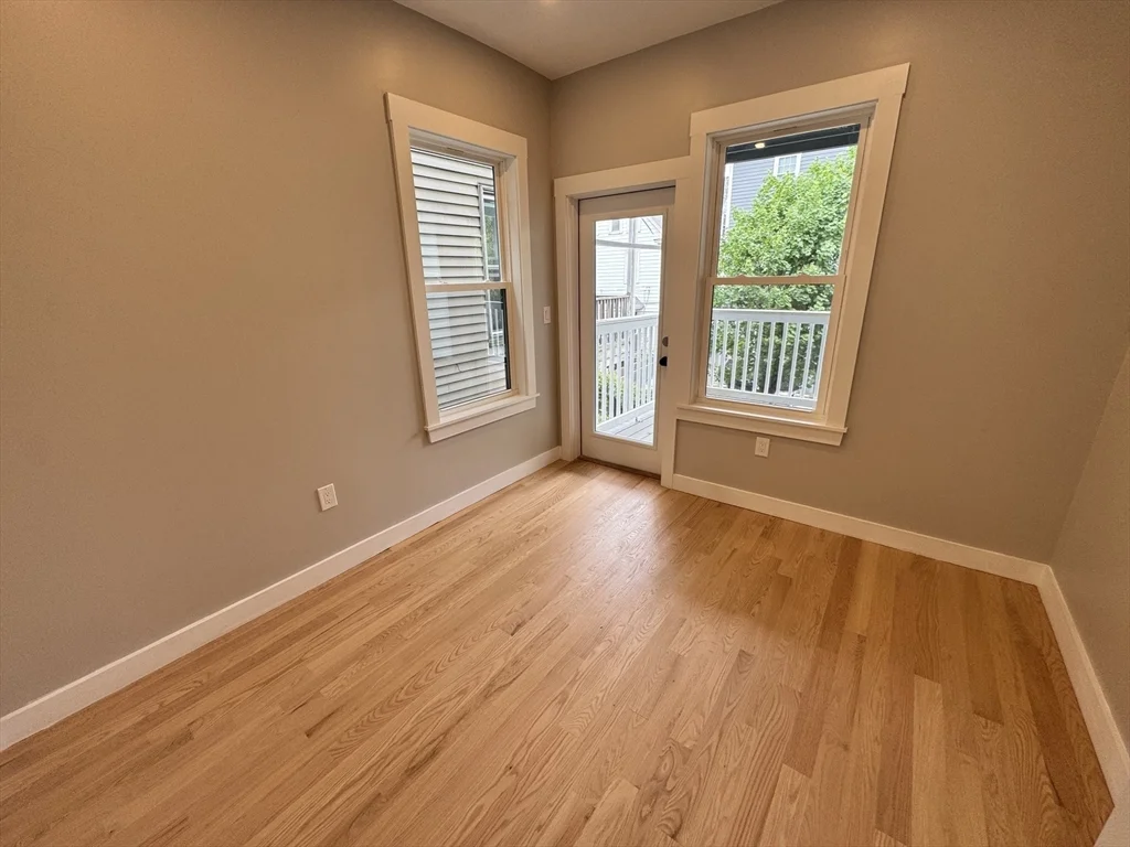3 bed, 2 bath apartment for rent at 272 E Cottage St Unit 3, Dorchester — photo 5 of 11