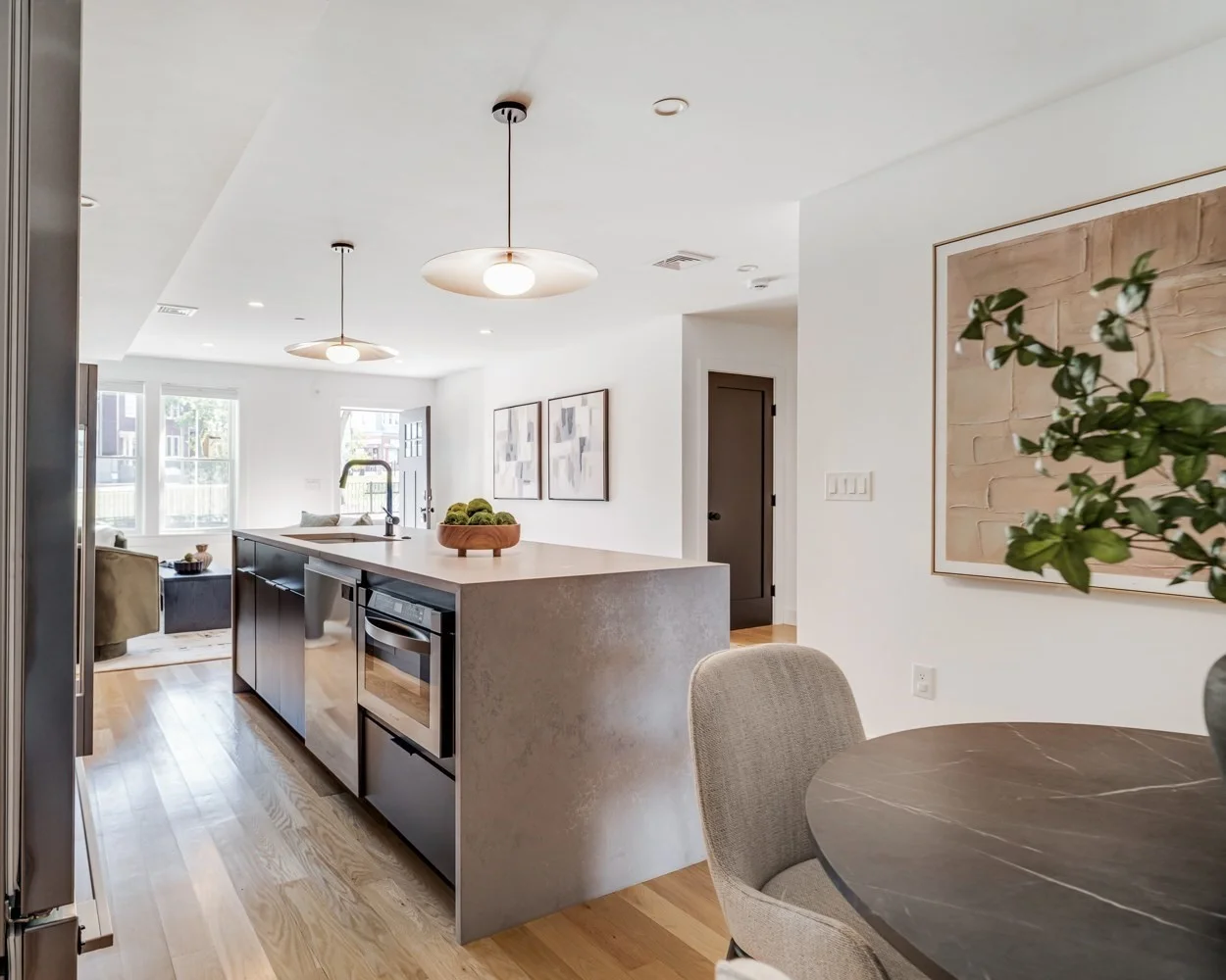 3 bed, 3 bath apartment for rent at 272 E Eagle Unit 1, East Boston — photo 5 of 40