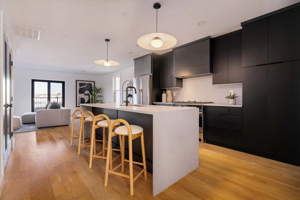 3 bed, 3 bath apartment for rent at 272 East Eagle Unit 4, East Boston — photo 1 of 23